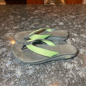 CHACO Classic Thong Flip-Flops Sandals Womens Size 8 Performance Beach Pool Hike